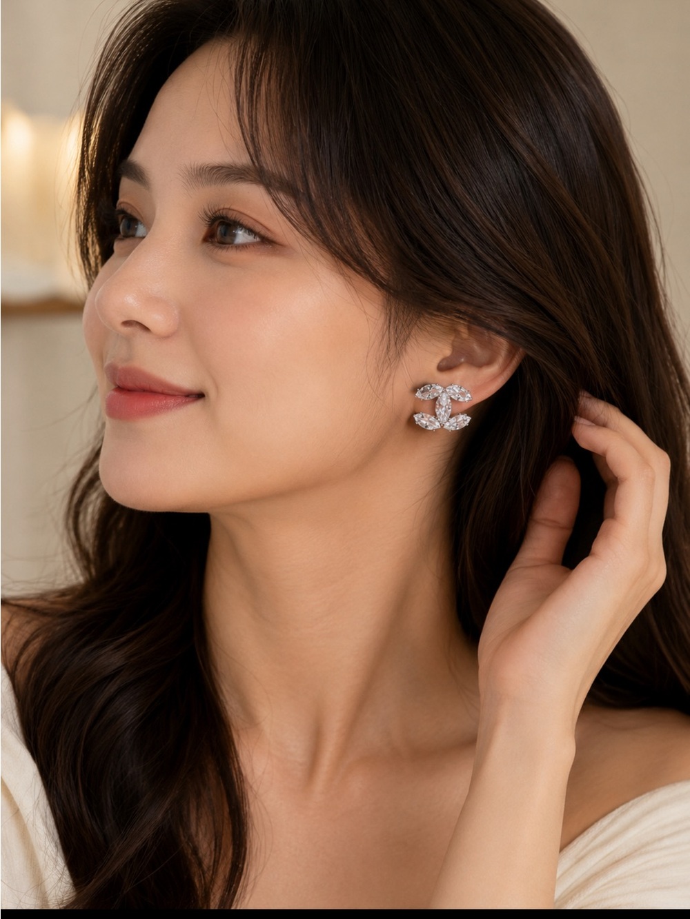 Fashion Jewelry Clear Crystal Marquise Cluster Stud Earrings - Picture 2 of 6